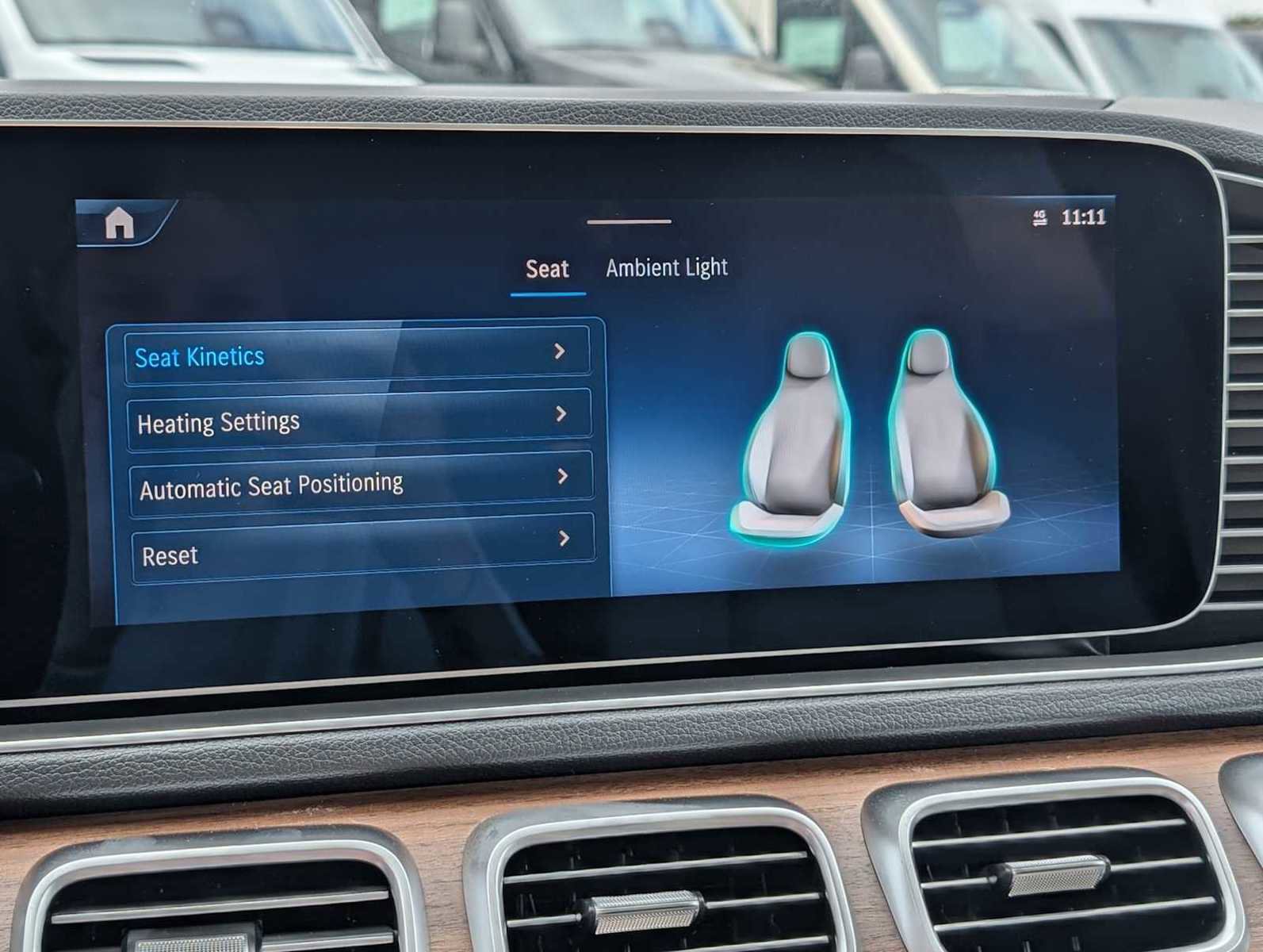 New 2026 Mercedes-Benz GLE 450 4MATIC image 10