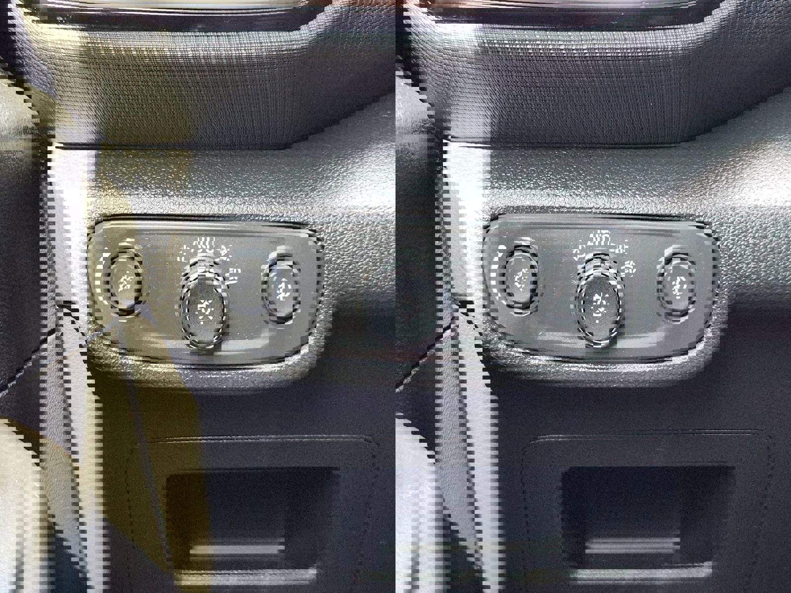 Used 2022 Chevrolet TrailBlazer LT w/ Convenience Package FWD image 30