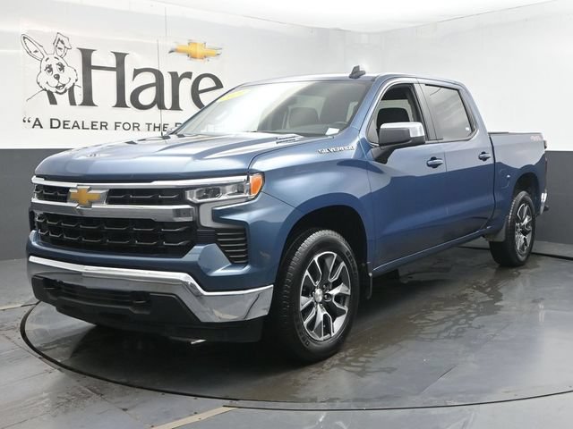 Used 2024 Chevrolet Silverado 1500 LT AWD/4WD image 34