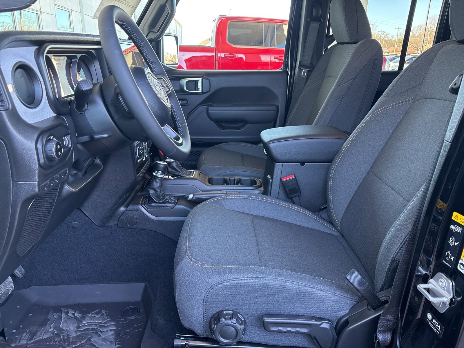 New 2026 Jeep Gladiator Sport AWD/4WD image 11