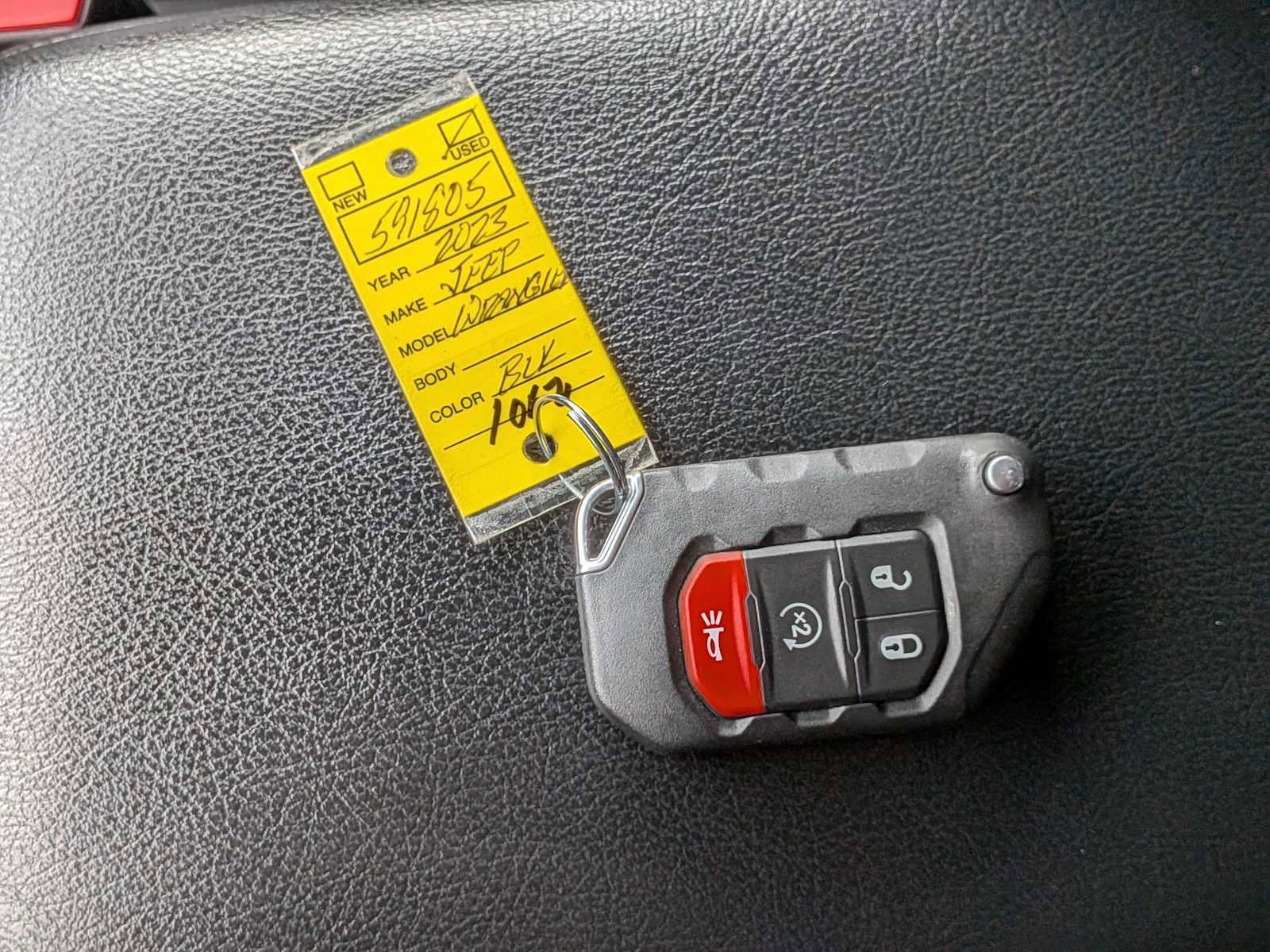 Used 2023 Jeep Wrangler Unlimited w/ Cold Weather Group image 34