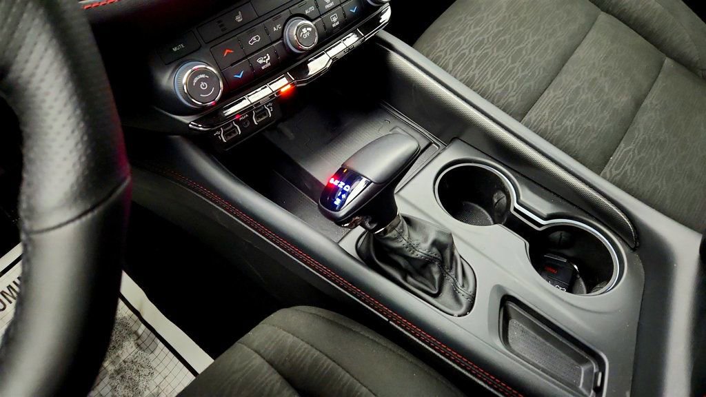 Used 2024 Dodge Durango R/T w/ Blacktop Package image 16