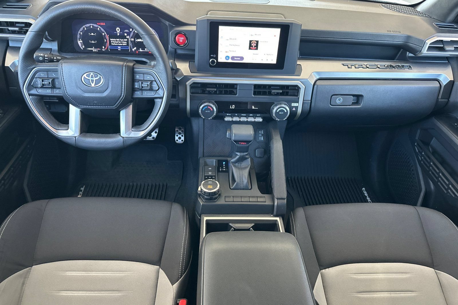 Used 2025 Toyota Tacoma TRD Sport AWD/4WD image 12