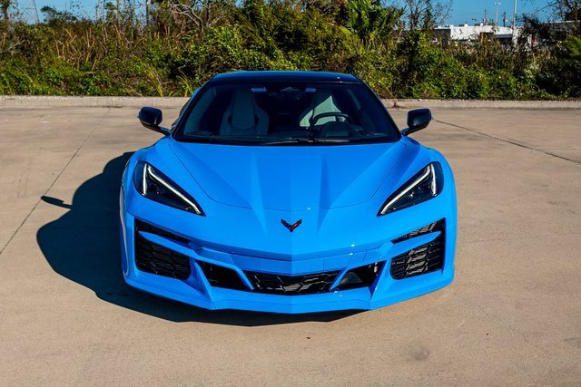 Certified 2025 Chevrolet Corvette E-Ray w/ ZER Performance Package image 2
