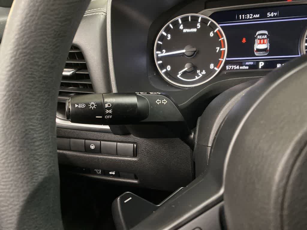 Used 2024 Nissan Rogue SV image 23