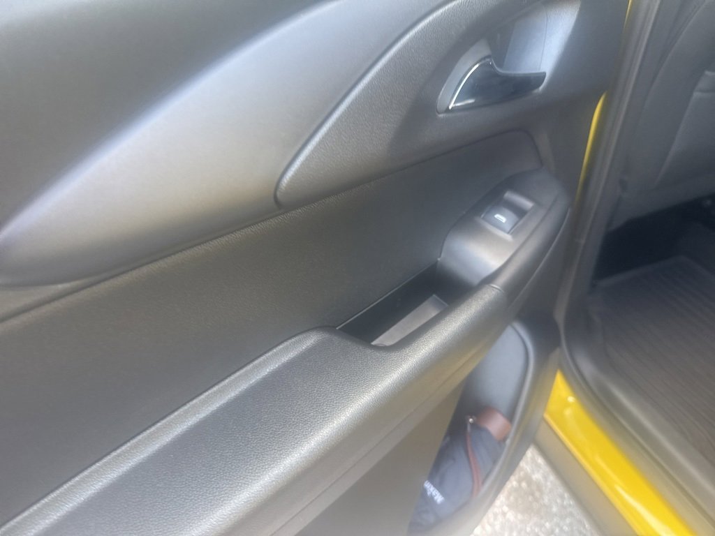 Used 2024 Chevrolet TrailBlazer RS w/ Convenience Package image 12