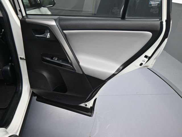 Used 2018 Toyota RAV4 Limited w/ Protection Package image 31
