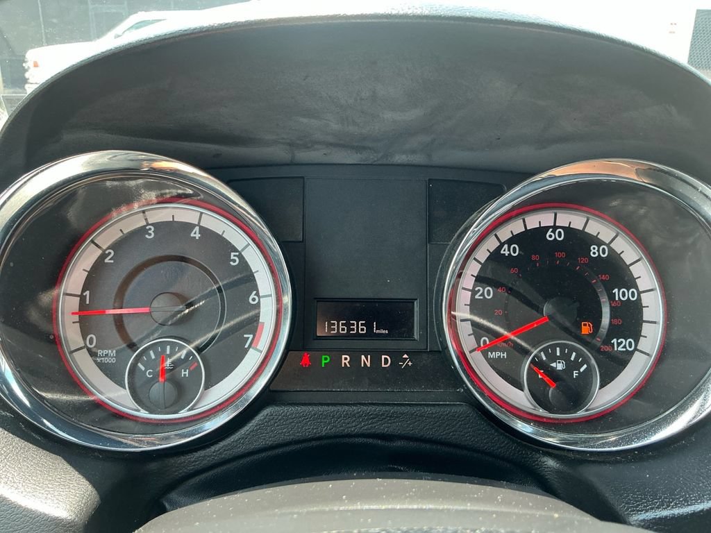 Used 2019 Dodge Grand Caravan SXT FWD image 19
