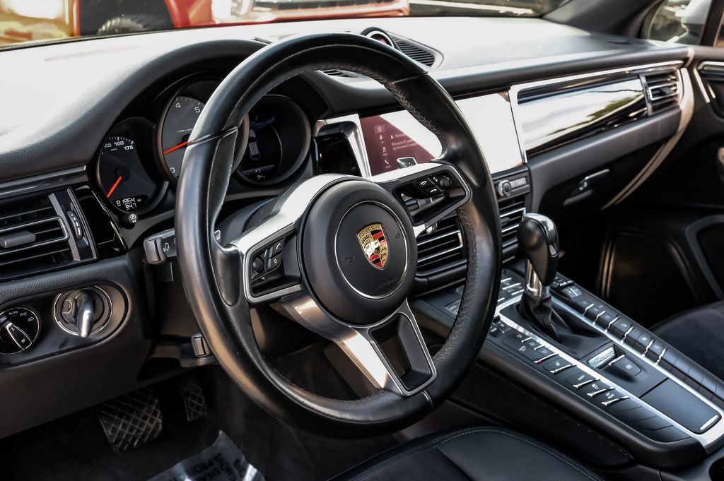 Used 2021 Porsche Macan S AWD/4WD image 14