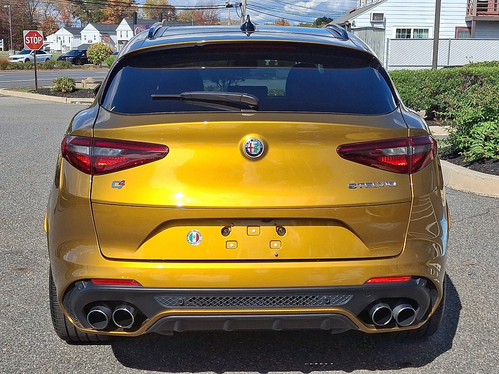 Used 2022 Alfa Romeo Stelvio Quadrifoglio w/ Active Assist Plus Package AWD/4WD image 5