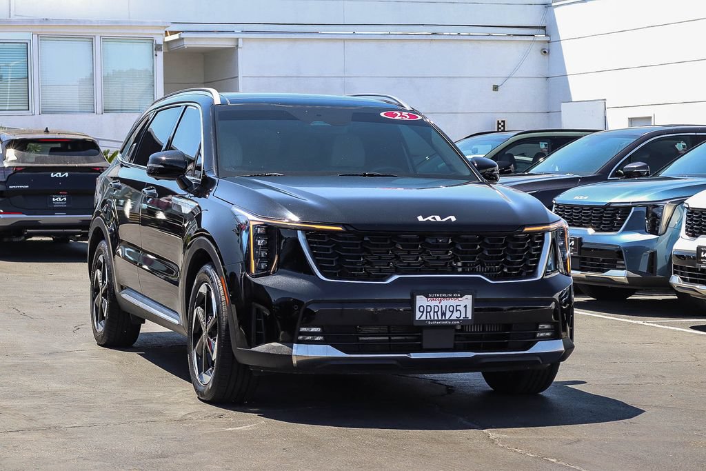 Certified 2025 Kia Sorento SX Prestige AWD/4WD image 3