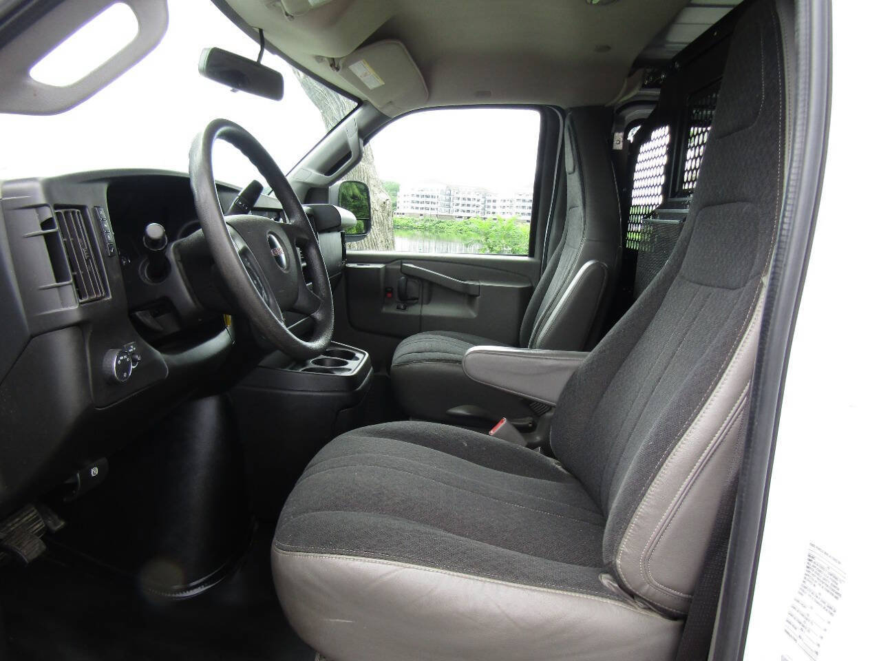 Used 2018 GMC Savana 2500 w/ Driver Convenience Package RWD image 11