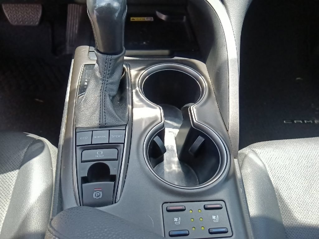 Used 2024 Toyota Camry XSE w/ Navigation Package FWD image 25