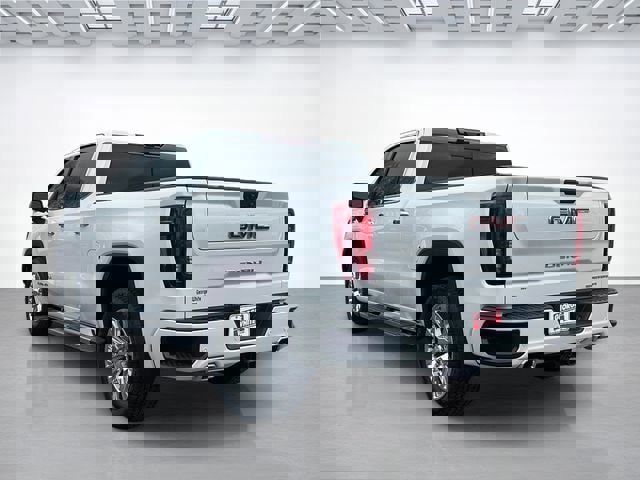 Used 2023 GMC Sierra 1500 Denali w/ Technology Package AWD/4WD image 6