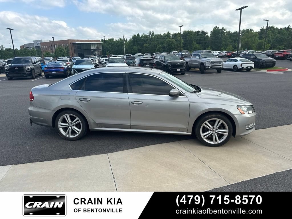 Used 2014 Volkswagen Passat TDI SEL Premium FWD image 12