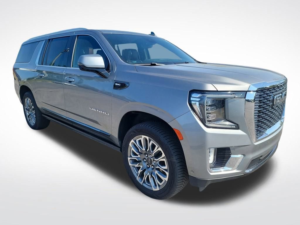 Used 2023 GMC Yukon XL Denali Ultimate image 13