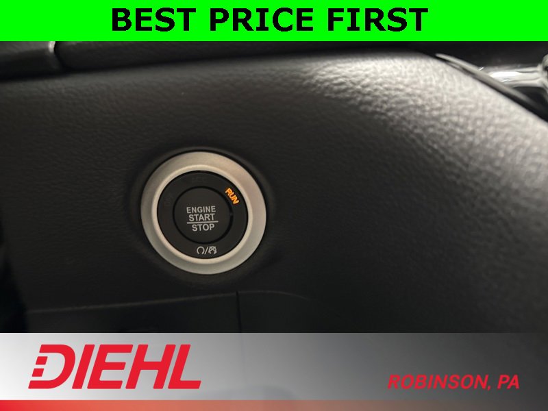 New 2026 Chrysler Pacifica Select image 32