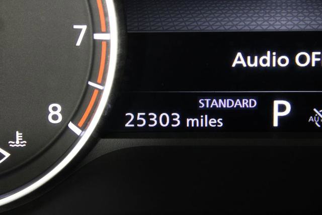 Certified 2025 Nissan Rogue SV image 28