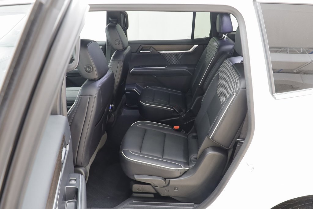 Used 2024 GMC Acadia Denali w/ LPO, Floor Liner Package image 18