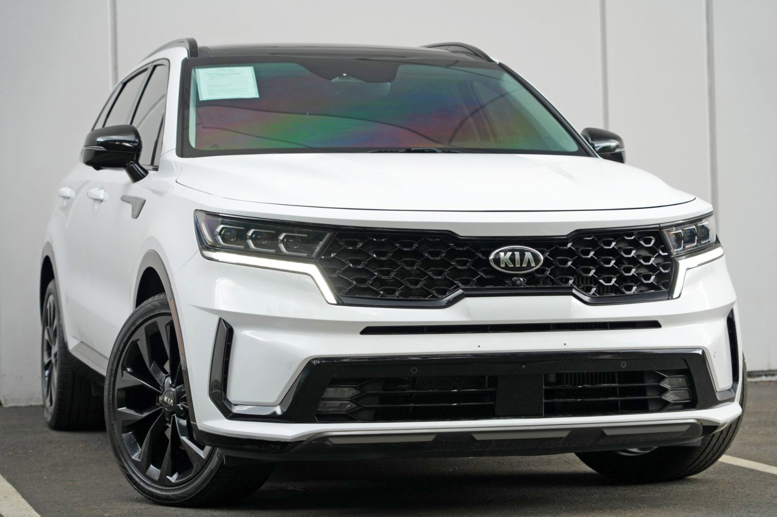 Used 2021 Kia Sorento SX FWD image 2