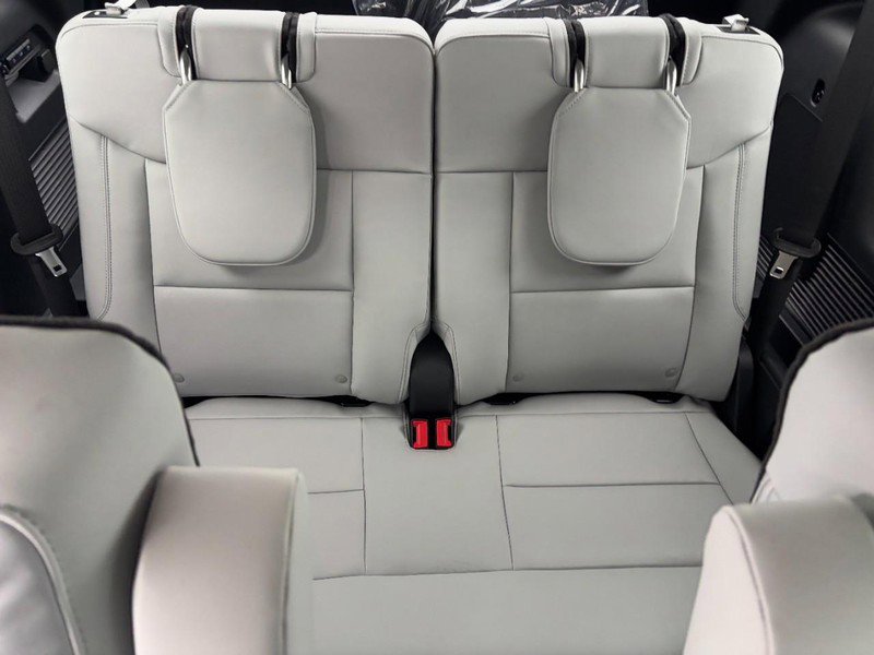New 2026 Ford Explorer Platinum w/ LUX Leather Package image 6