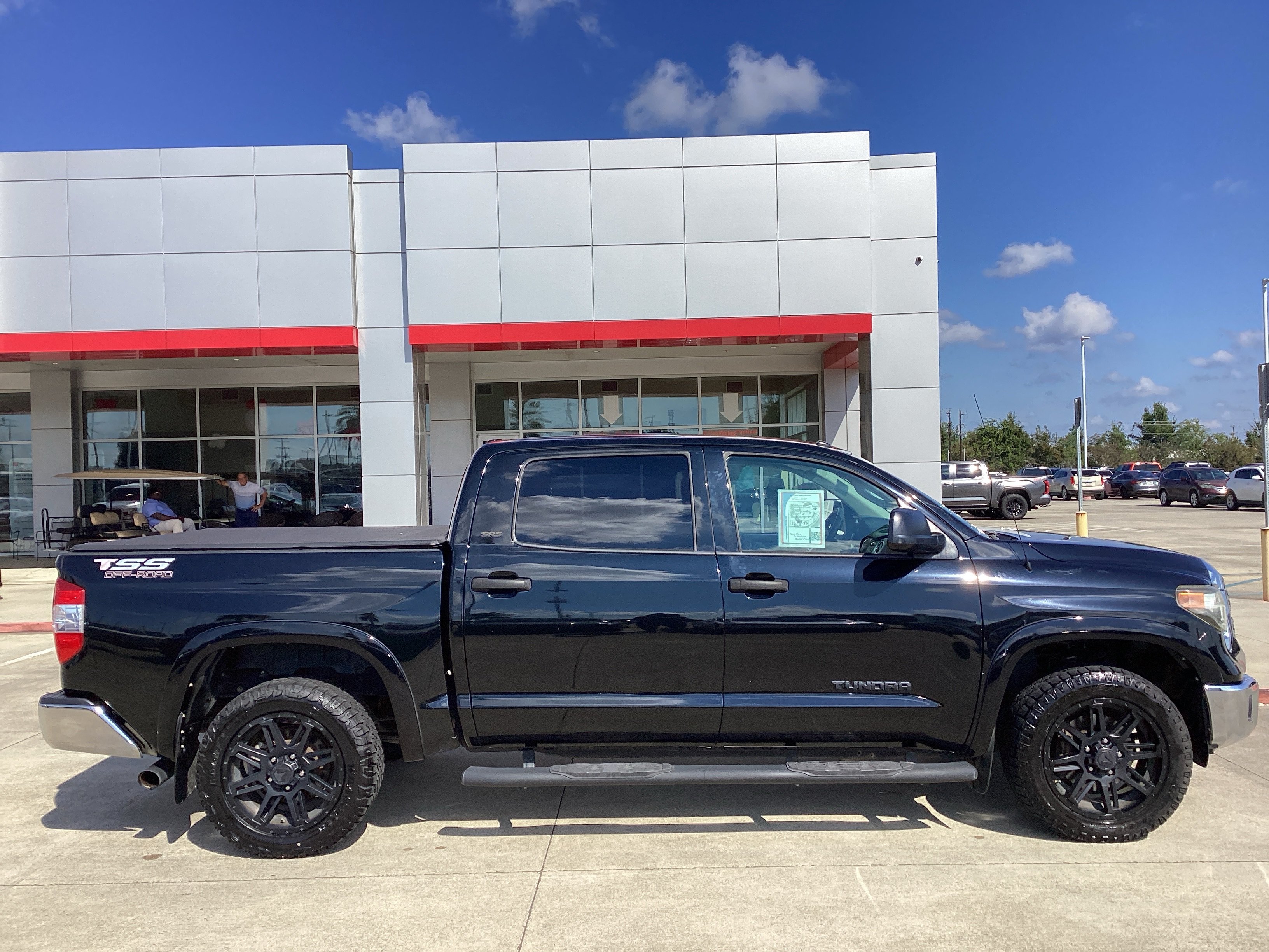 Used 2019 Toyota Tundra SR5 RWD image 8