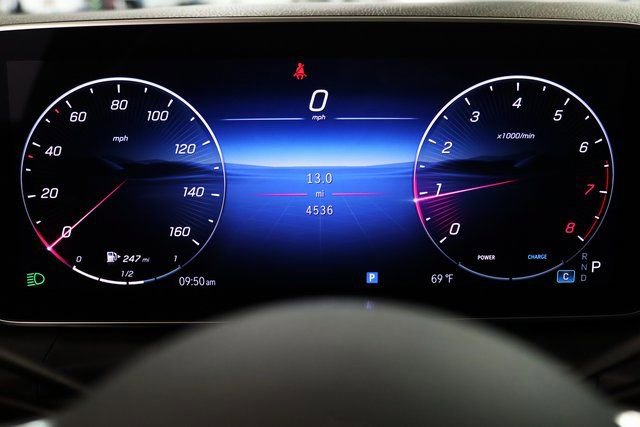 Certified 2025 Mercedes-Benz GLC 300 4MATIC image 22