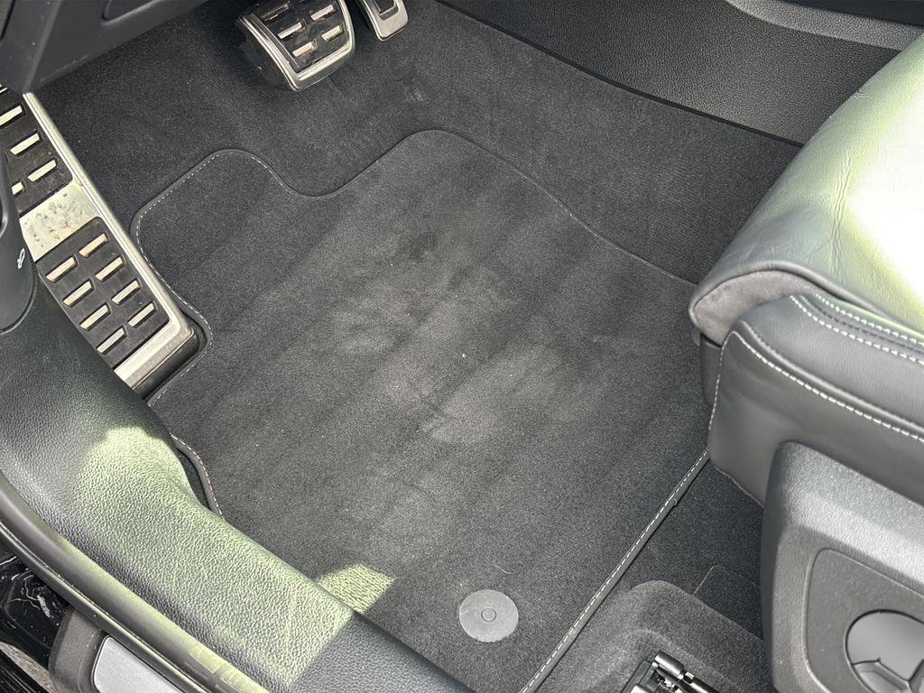 Used 2024 Audi Q3 2.0T Premium Plus image 18