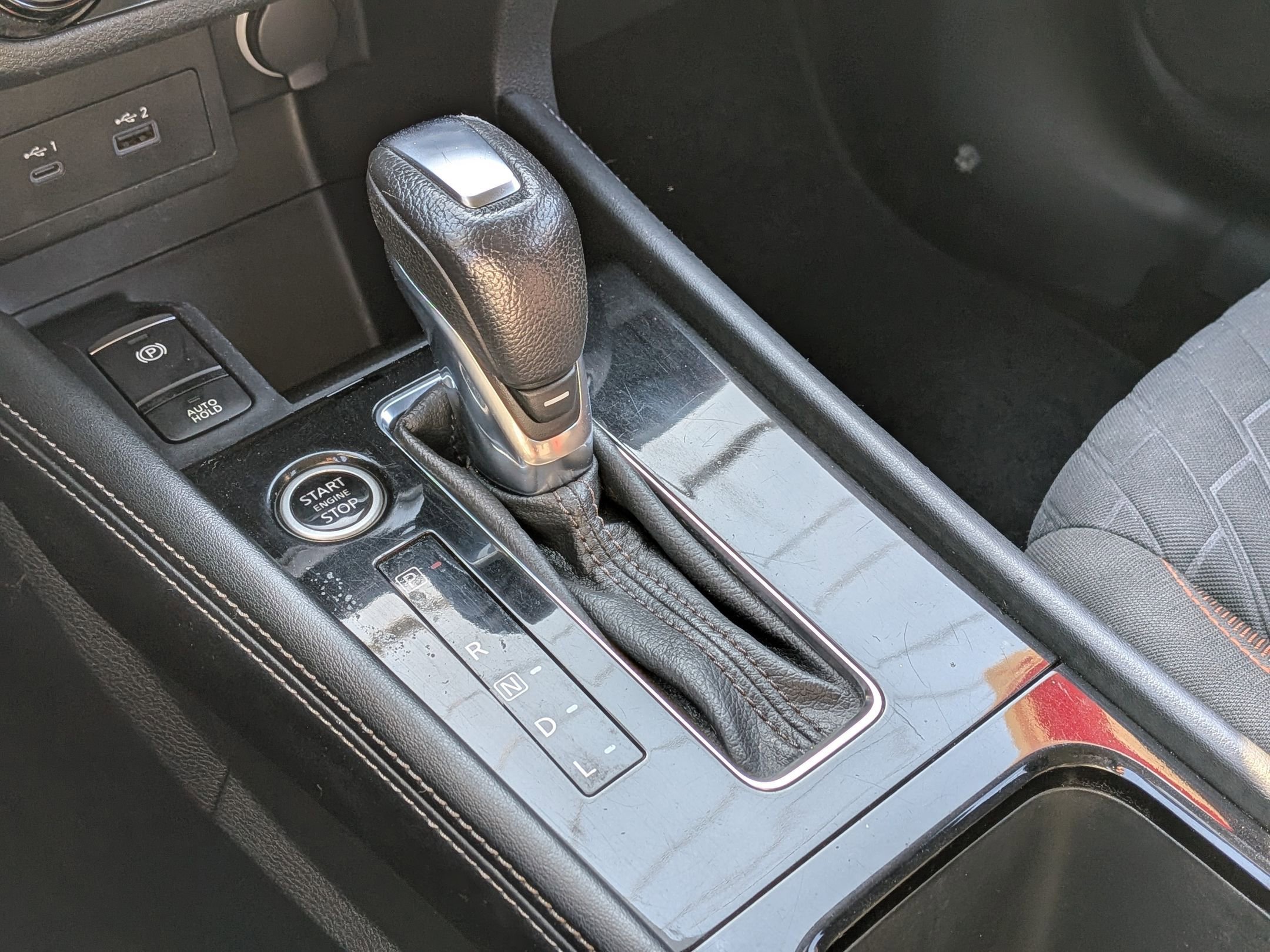 Used 2021 Nissan Kicks SR w/ Exterior Package image 24