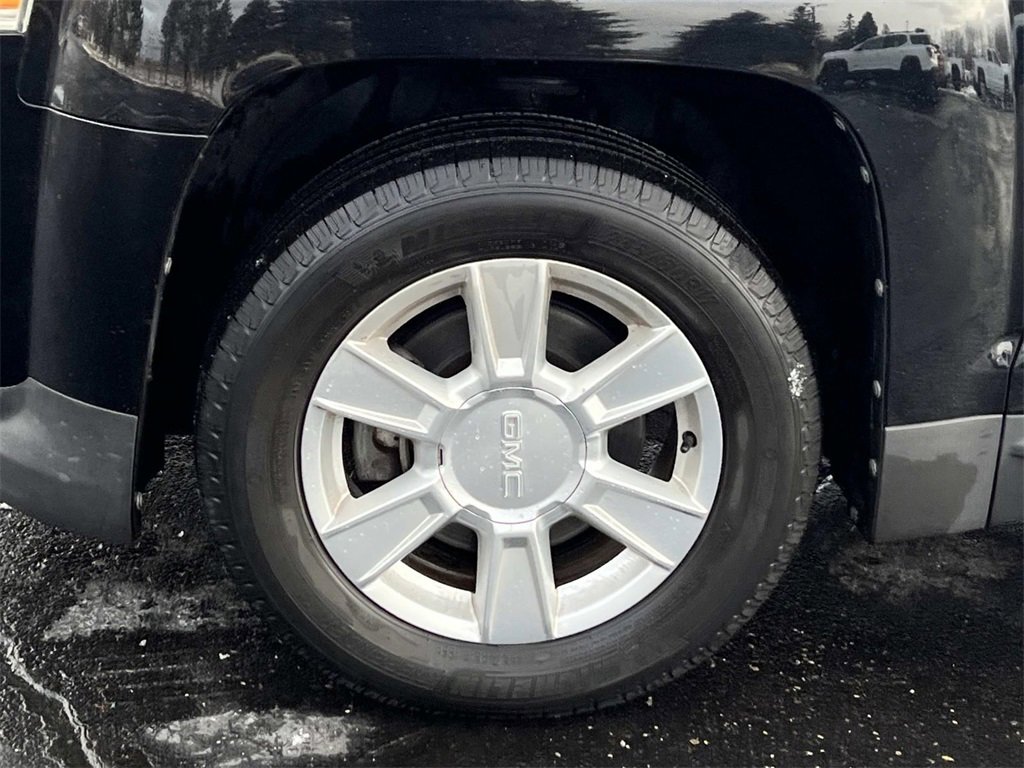 Used 2011 GMC Terrain SLE image 9