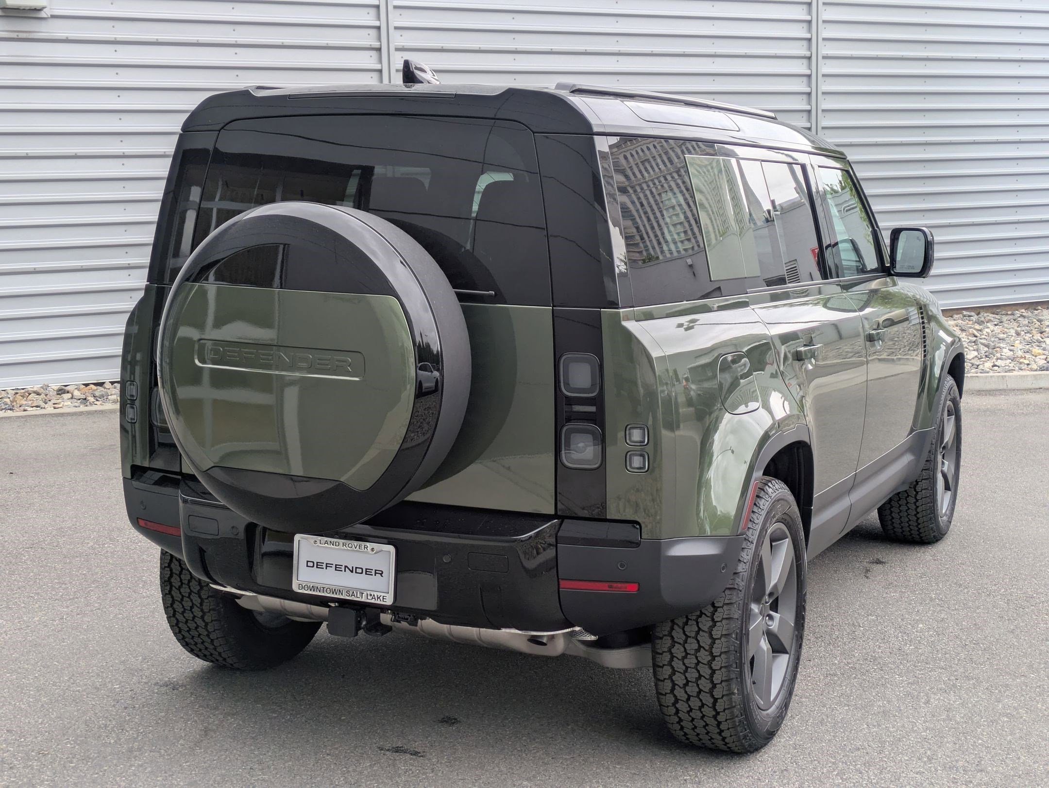New 2026 Land Rover Defender 110 S AWD/4WD image 5