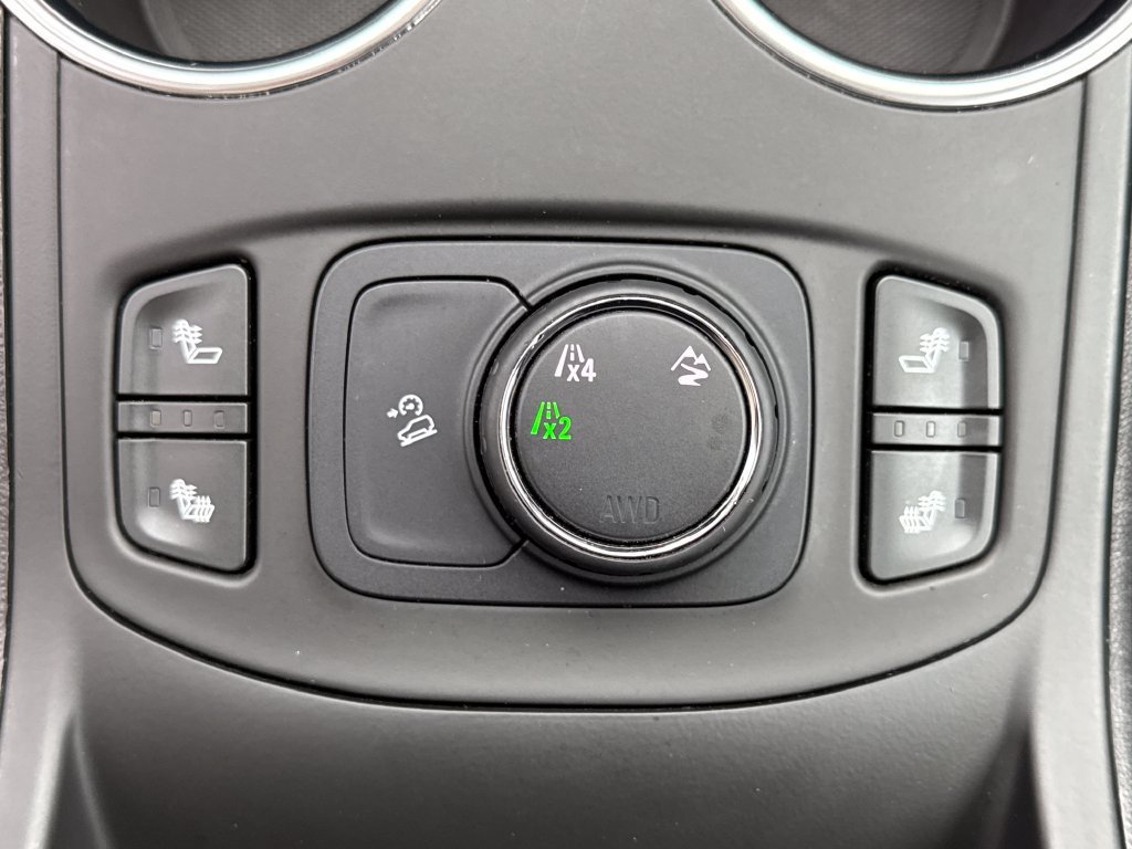 Used 2018 GMC Terrain SLE w/ Driver Convenience Package AWD/4WD image 29