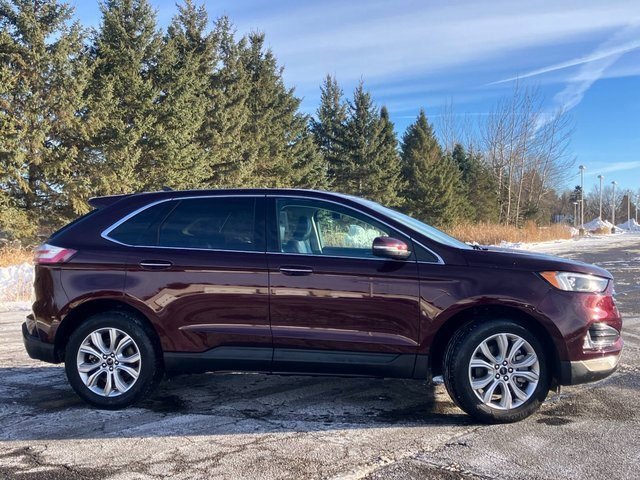 Used 2024 Ford Edge Titanium image 21