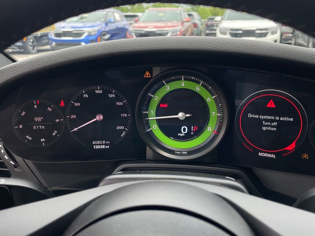 Used 2023 Porsche 911 Carrera T RWD image 15