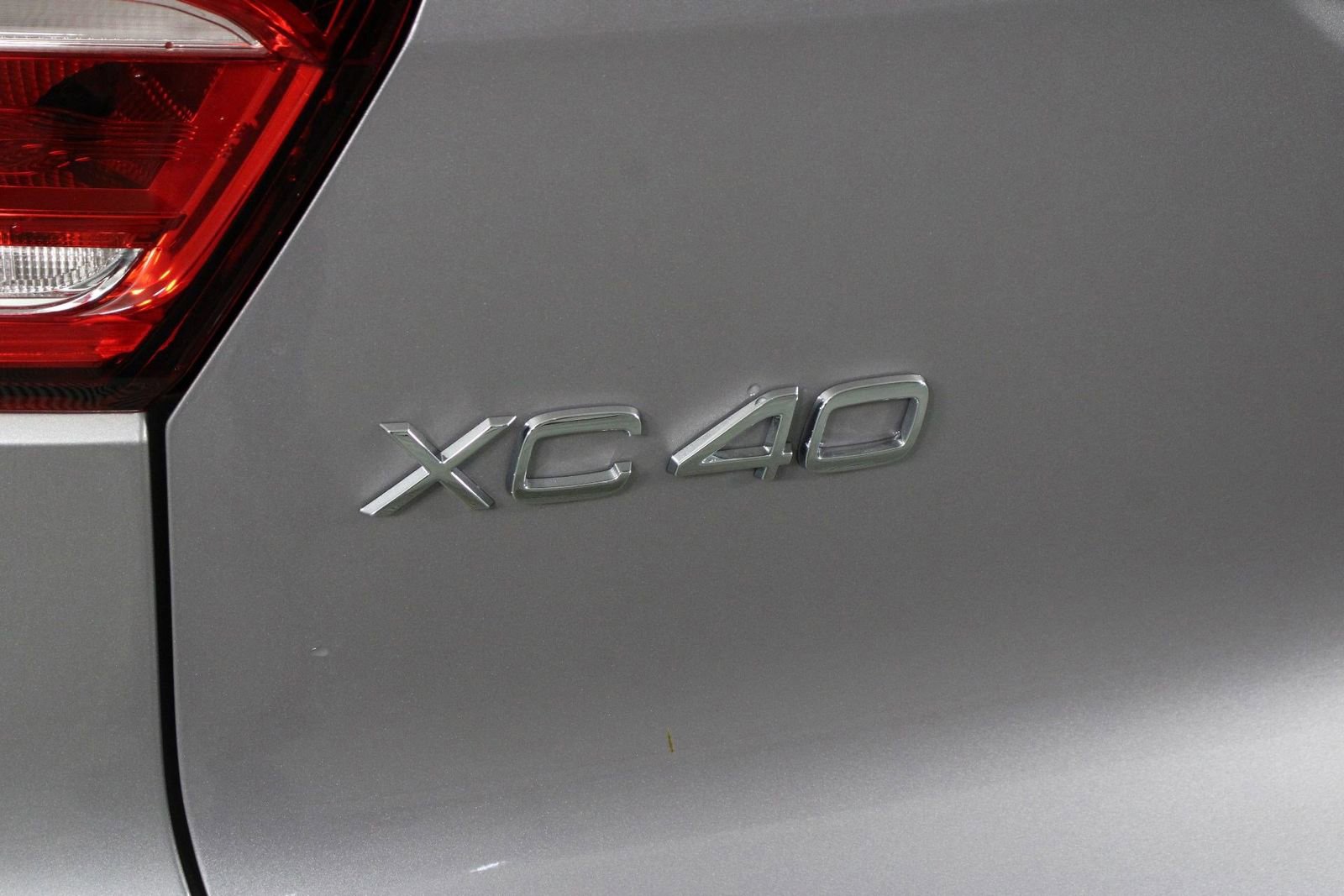 Used 2026 Volvo XC40 B5 Ultra w/ Climate Package AWD/4WD image 19