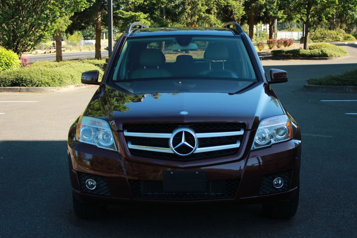 Used 2011 Mercedes-Benz GLK 350 4MATIC image 2