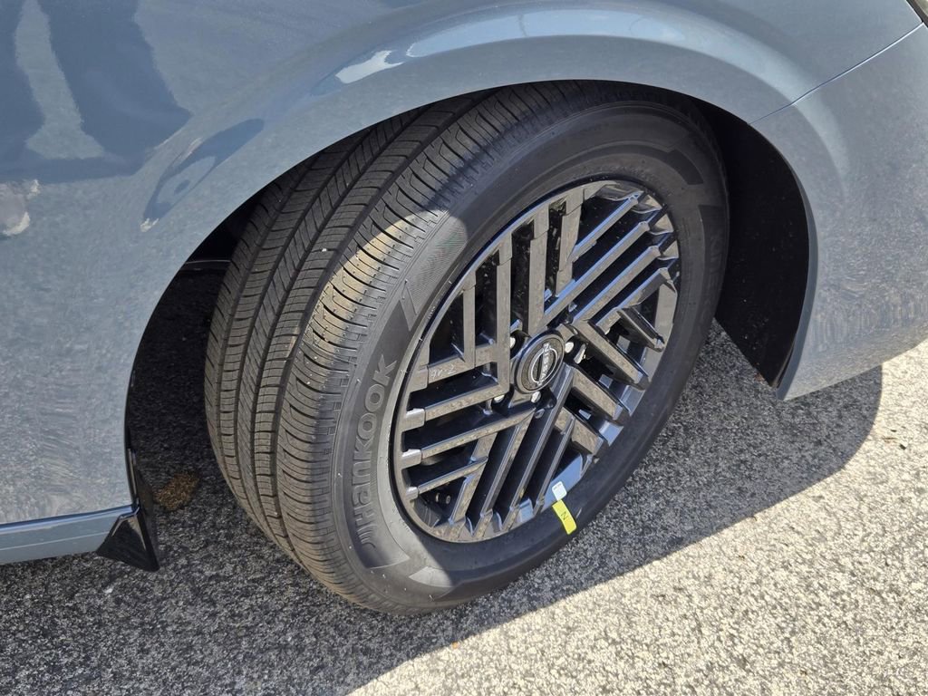 New 2026 Nissan Sentra SV w/ SV Convenience Package FWD image 6