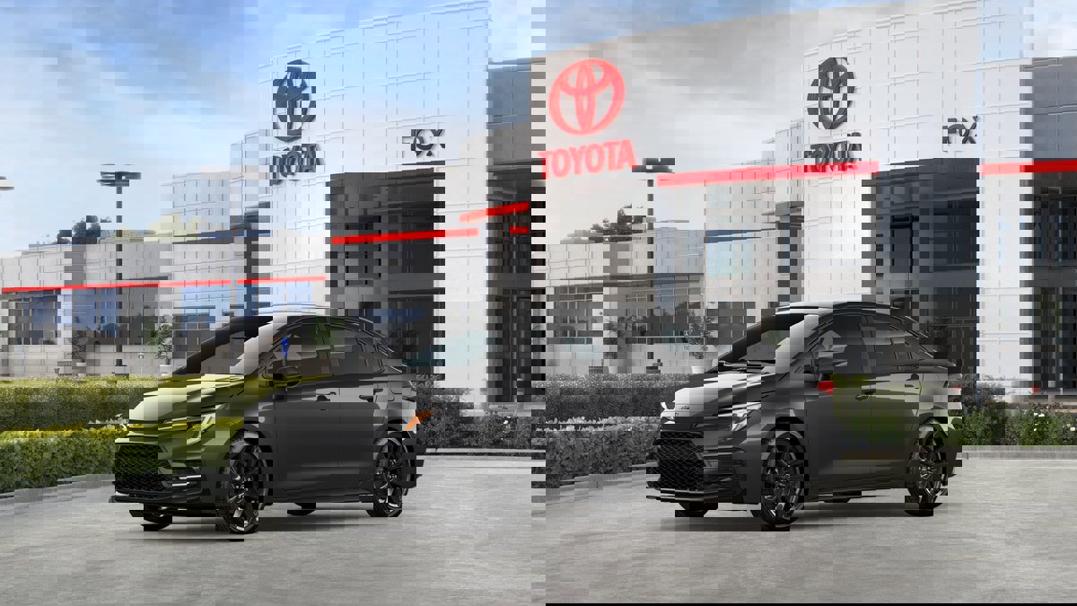 New 2026 Toyota Corolla SE image 2