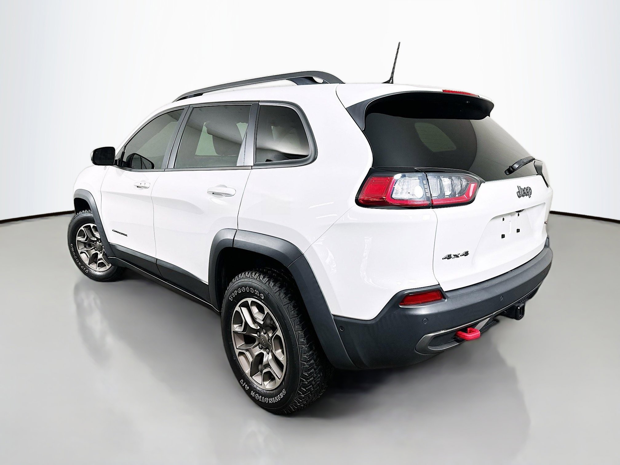 Used 2020 Jeep Cherokee Trailhawk w/ Technology Group AWD/4WD image 5