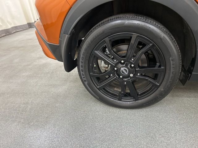 Used 2023 Nissan Kicks SR w/ SR Premium Package image 28