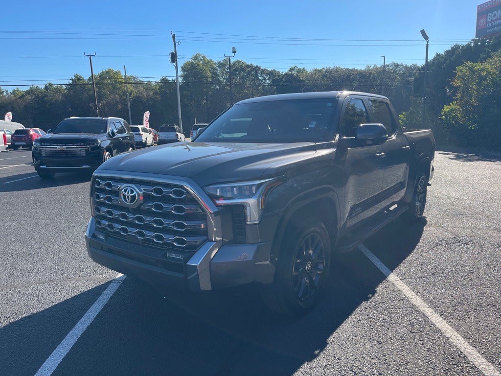 Used 2024 Toyota Tundra Platinum image 3