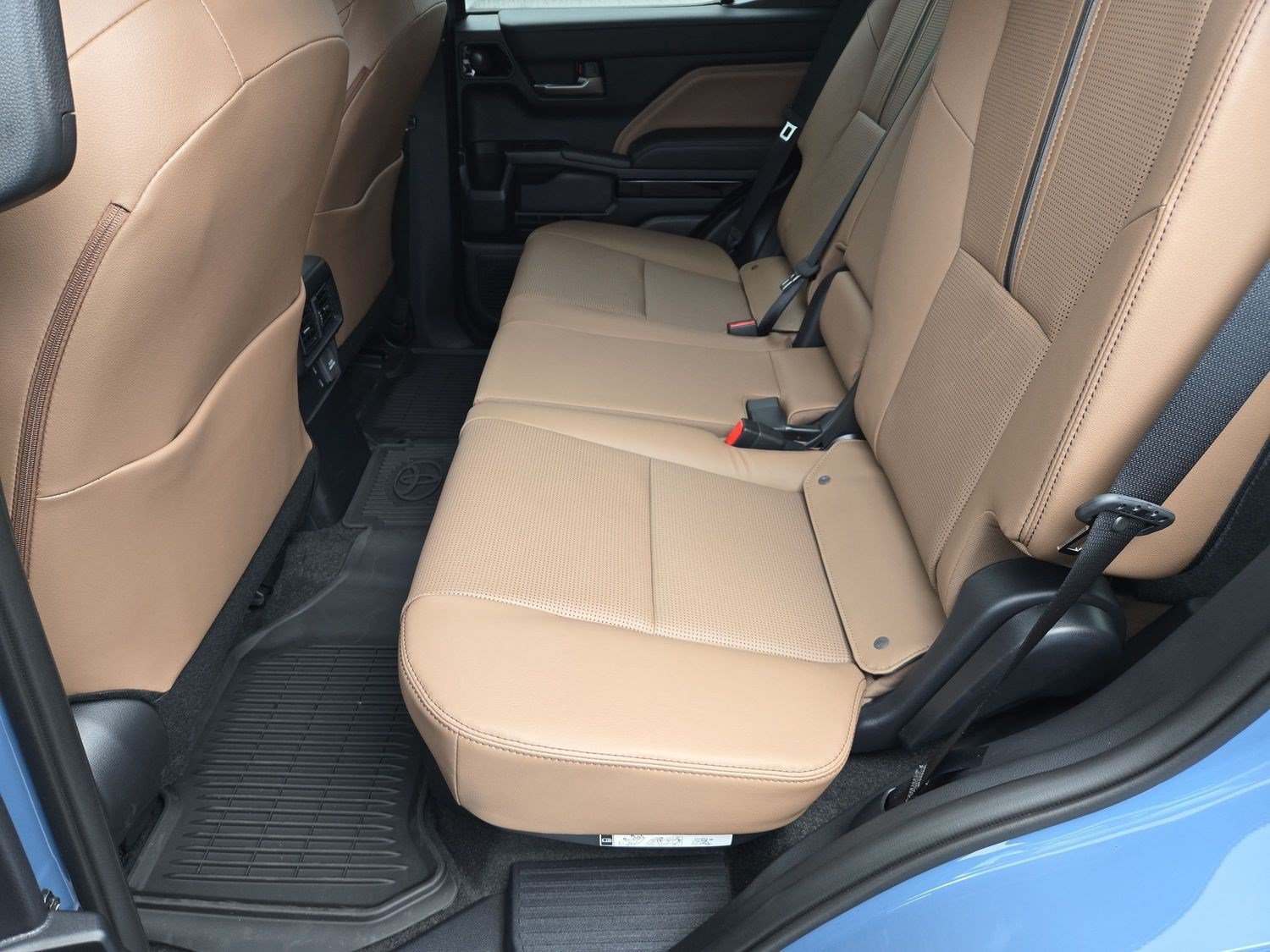 New 2026 Toyota 4Runner Limited AWD/4WD image 18