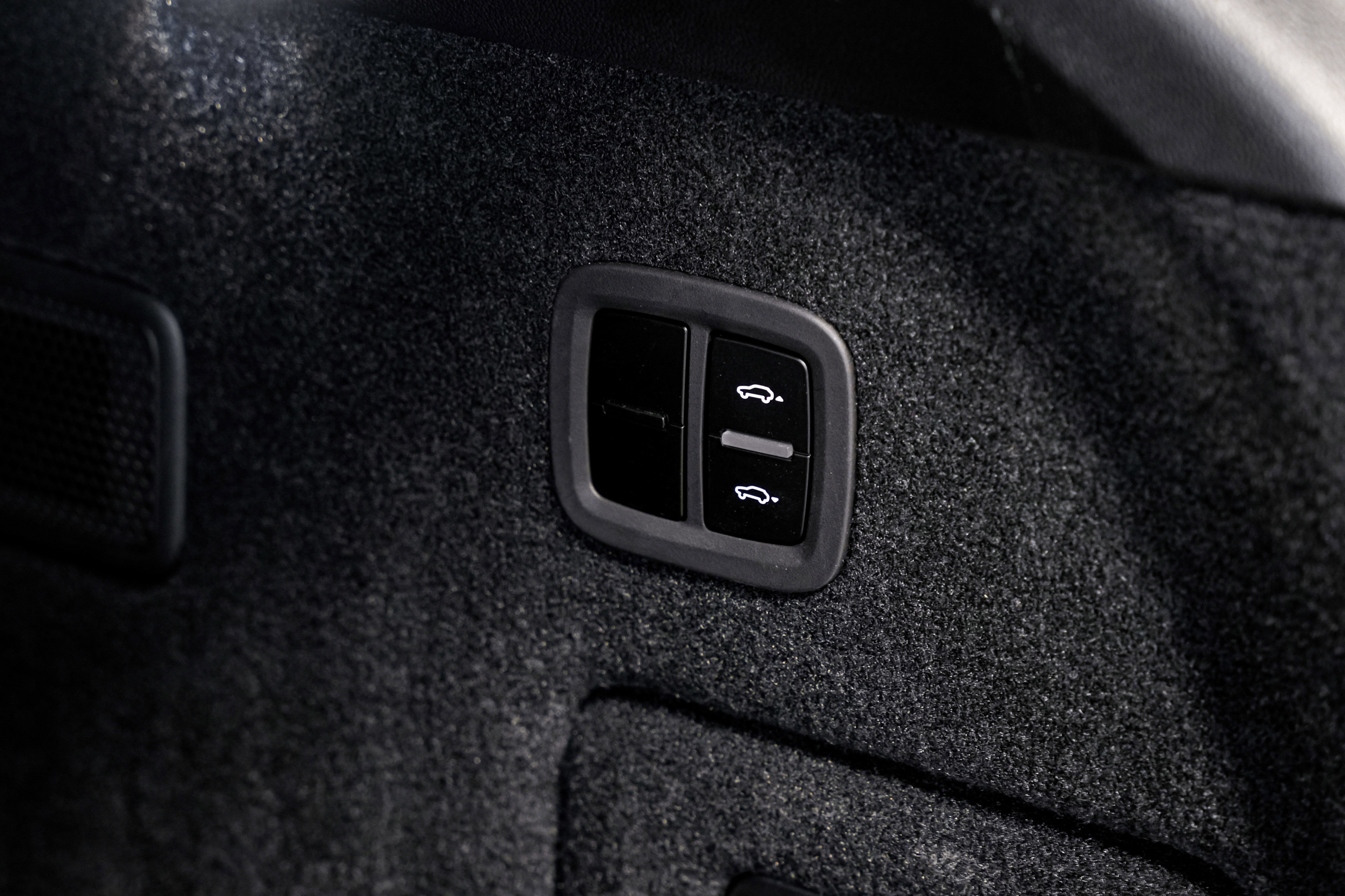 Used 2024 Porsche Cayenne S image 54