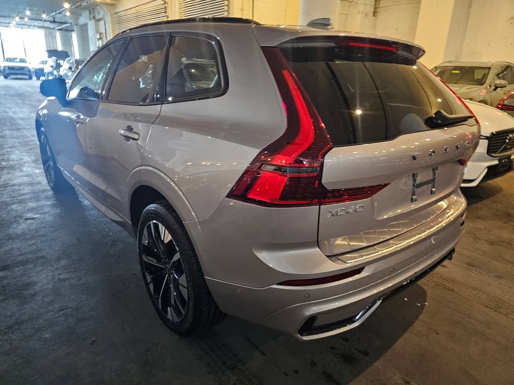 Certified 2026 Volvo XC60 B5 Plus w/ Protection Package Premier AWD/4WD image 2