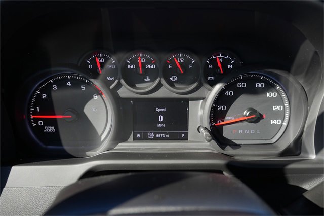 Used 2025 Chevrolet Silverado 2500 Custom w/ Custom Convenience Package image 12