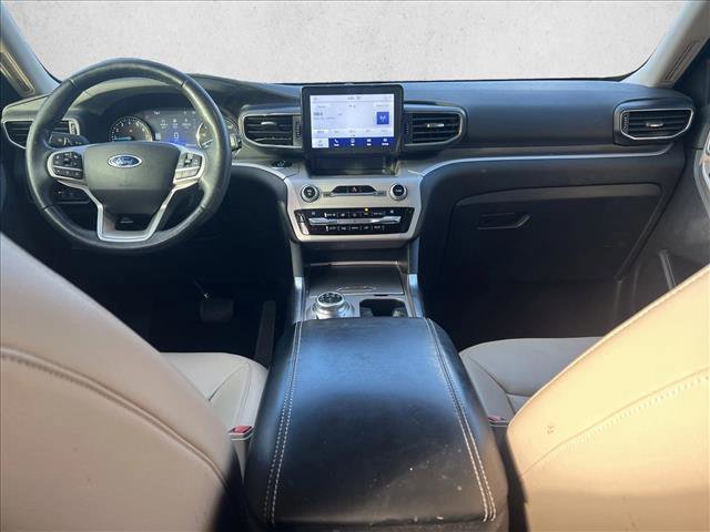 Used 2021 Ford Explorer XLT w/ Equipment Group 202A image 17