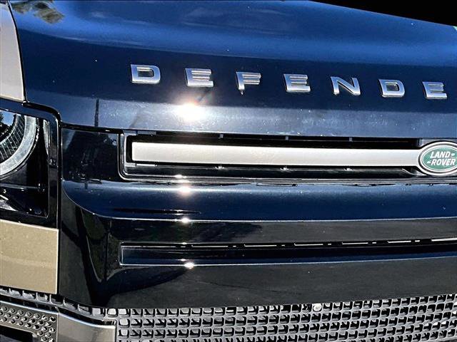 Used 2020 Land Rover Defender 110 X image 30