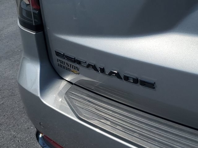 Used 2023 Cadillac Escalade Sport w/ LPO, ONYX Package AWD/4WD image 9