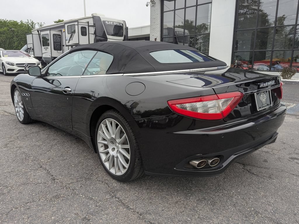 Used 2011 Maserati GranTurismo Convertible RWD image 10