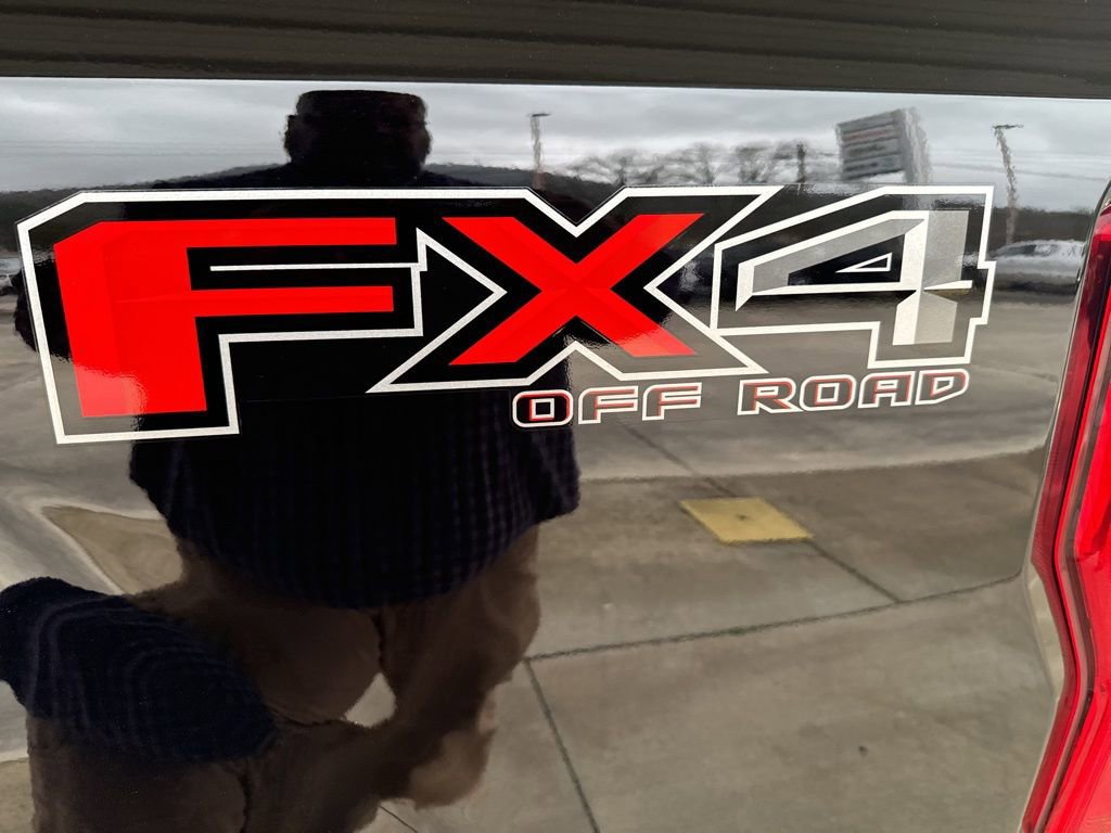 Used 2022 Ford F350 Lariat w/ Lariat Ultimate Package image 30